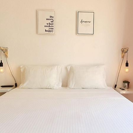 Lovelystay - Yellow Submarine House Lagos Exterior foto